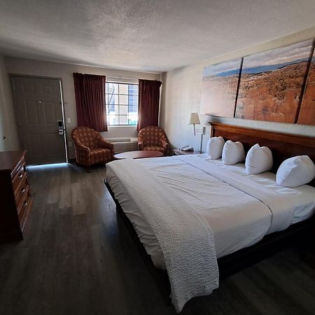Days Inn By Wyndham Safford, Az 外观 照片